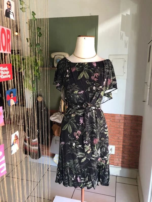 ♡ Vestido preto floral