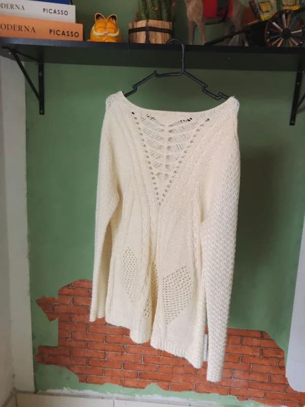 ♡ Suéter off white em tricot