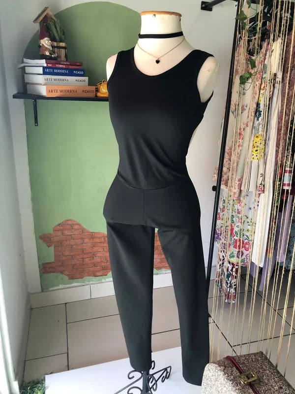 ♡ Macacão preto de academia