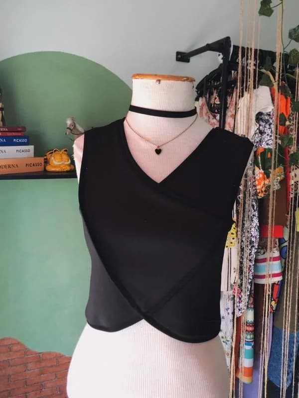 ♡ Cropped preto  - foto 1