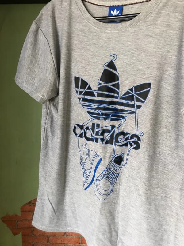♡ T-shirt Adidas