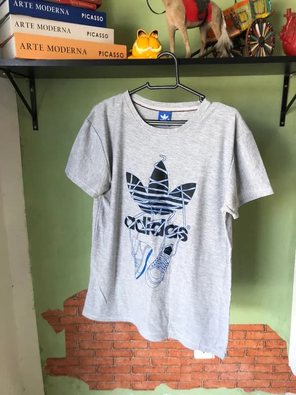 ♡ T-shirt Adidas