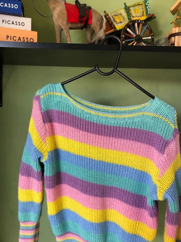 ♡ Suéter colorido
