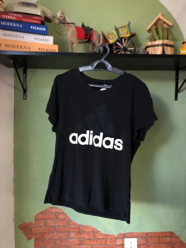 ♡ T-shirt Adidas