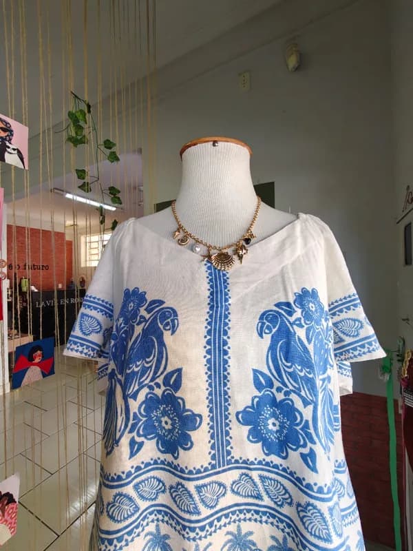 ♡ Vestido azul e off white
